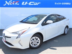 プリウス Sセ-フティプラス 4WD