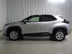 ヤリスクロス ハイブリッド G