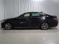 クラウン HV RS アドバンス