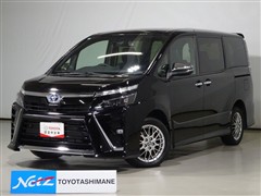 トヨタ ヴォクシー HV ZS キラメキ3