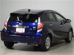 アクア S スタイルブラック