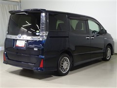 ヴォクシー HV ZS キラメキ