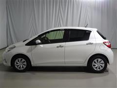 ヴィッツ Fセーフティエディション3