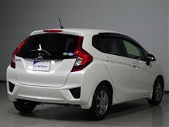 フィット 13G Fパッケージ