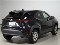 ヤリスクロス ハイブリッド X