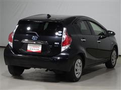 アクア S スタイルブラック