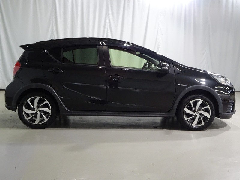 アクア クロスオーバー グラム（462011450822）の中古車 | トヨタ認定