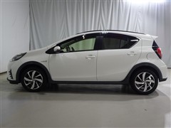 アクア クロスオーバー