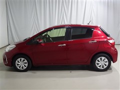 ヴィッツ Fセーフティエディション3