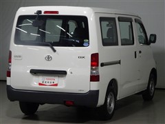 タウンエースバン DX