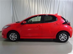 ヤリス ハイブリッド G