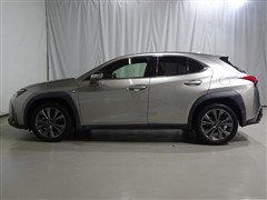 UX HV UX250h F スポーツ