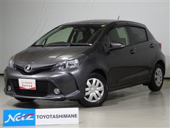 トヨタ ヴィッツ F