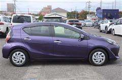 アクア Sスタイルブラック