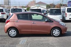 ヴィッツ ジュエラ