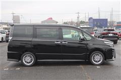 ヴォクシーハイブリッド ZSキラメ