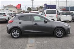 デミオ 13S ツーリング