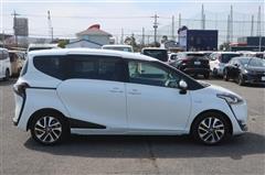 シエンタ ハイブリッド G クエロ