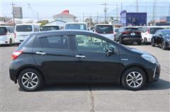 ヴィッツハイブリッド Fセーフティ