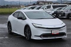 プリウス Z