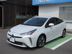 プリウス A プレミアムツーリング