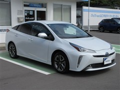 プリウス A プレミアムツーリング