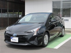 トヨタ プリウス S
