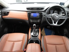 エクストレイル 20XI HVレザーエ
