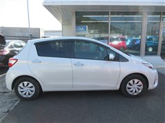 ヴィッツ Fセーフティエディション3