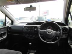 ヴィッツ F Mパッケージ