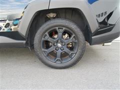 RAV4アドベンチャーオフロードP