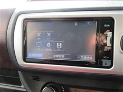 ヴィッツ ジュエラ