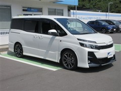 ヴォクシー ZS GRスポーツ