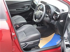 ヴィッツ F アミー