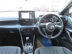 ヤリス ハイブリッド G