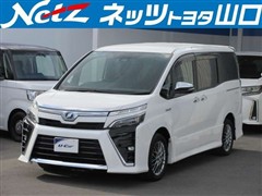トヨタ　ヴォクシー HV ZSキラメキ