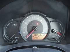 ヴィッツ F LEDエディション