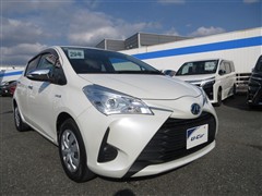 ヴィッツ ハイブリッド ジュエラ