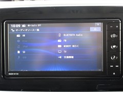 ムーヴキャンバス Gブラックインテ