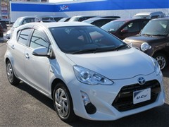 アクア S スタイルブラック