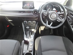 デミオ 13S ツーリング