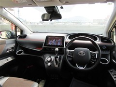 シエンタHV ファンベースG クエロ