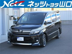 トヨタ　ヴォクシー ZS キラメキ2