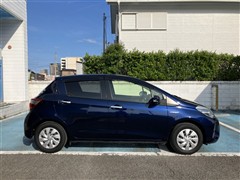 ヴィッツ HEV F セーフティED