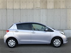 ヴィッツ F スマイルエディション