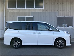 ヴォクシー HEV S-Z