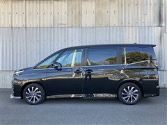 ヴォクシー HEV S-Z