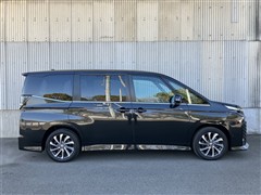 ヴォクシー HEV S-Z