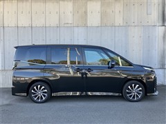 ヴォクシー HEV S-Z