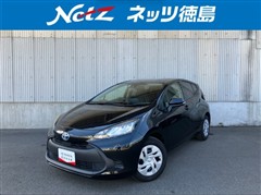 トヨタ アクア X